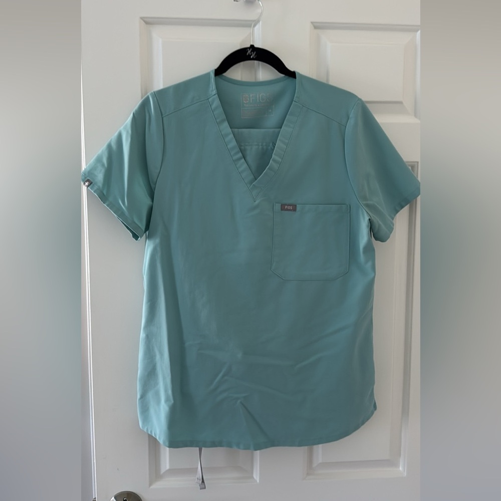 Figs Like New Scrub set in sea glass color